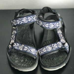 Original Universal Teva